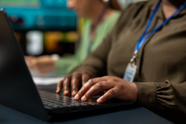 mulher negra ceo da área de tecnologia da informação